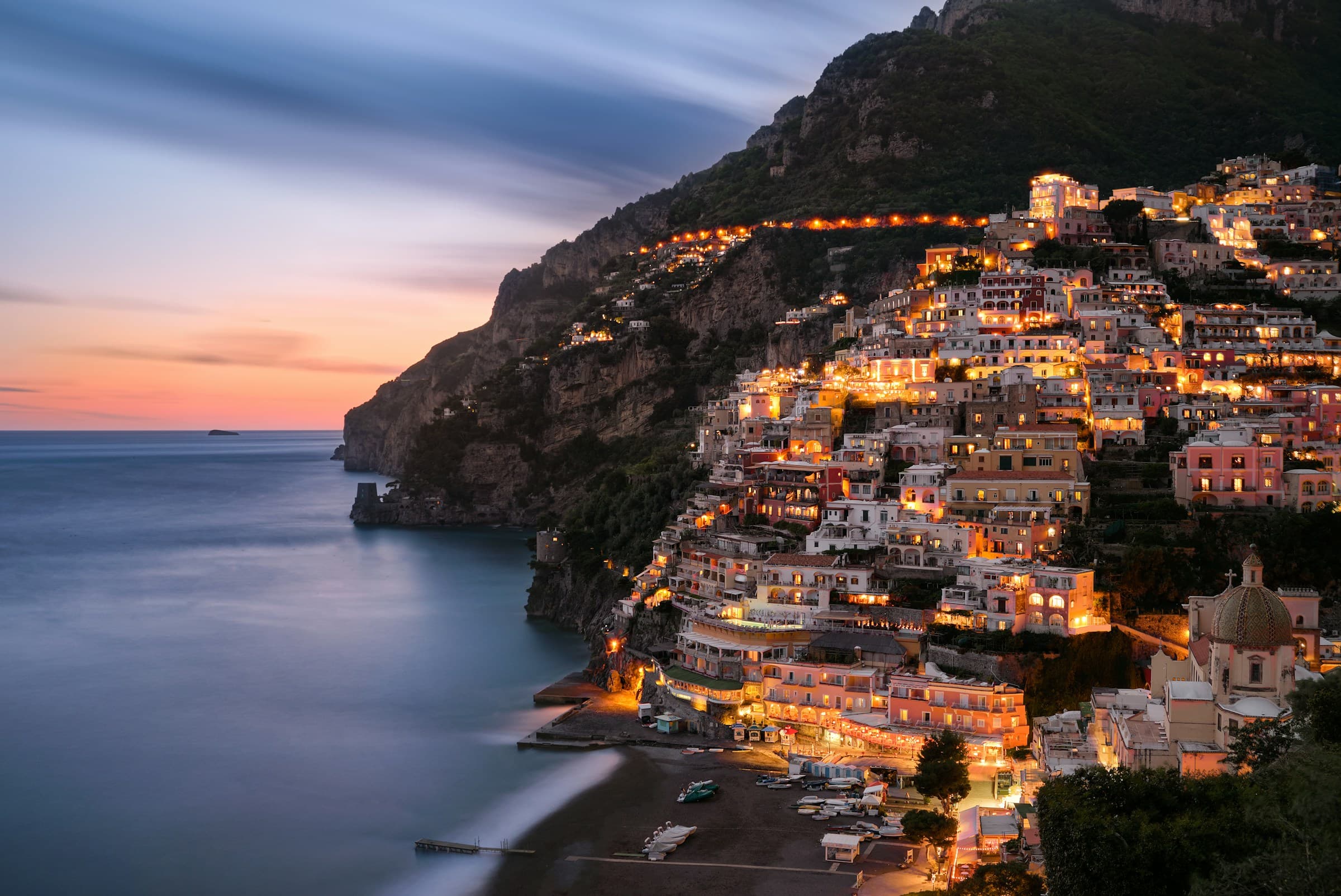 Costiera italiana. Positano al tramonto